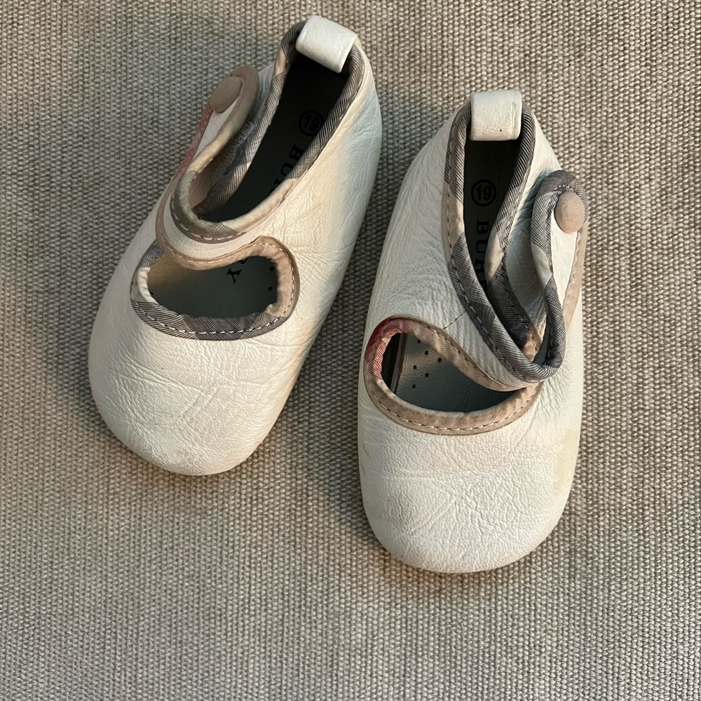 Burberry Baby White Leather Shoes